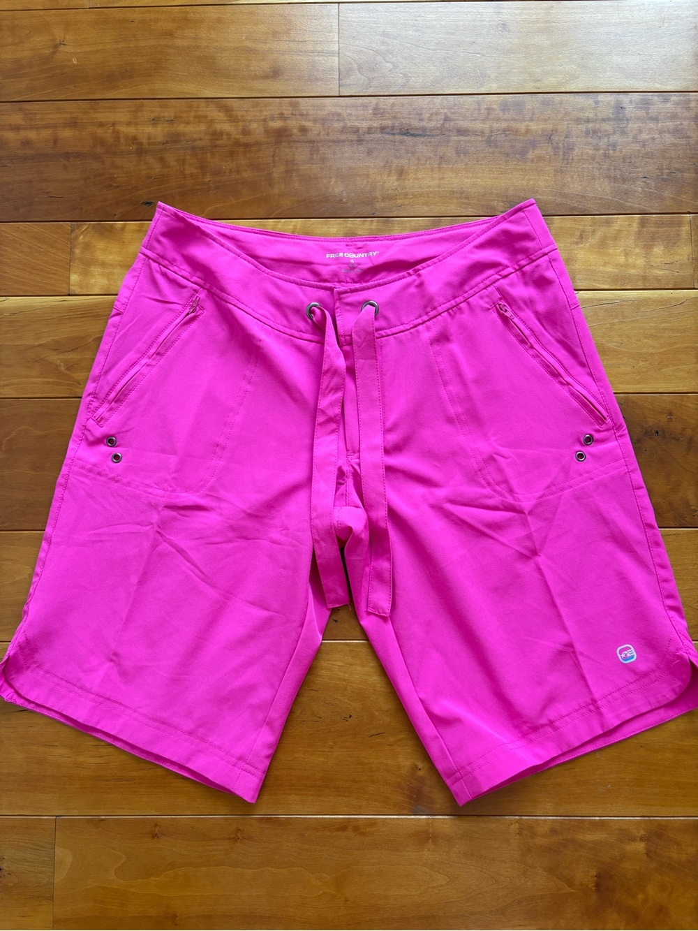 NWOT Free country Women's Pink Drawstring Shorts Longer 11 1/2 inch inseam Beach
